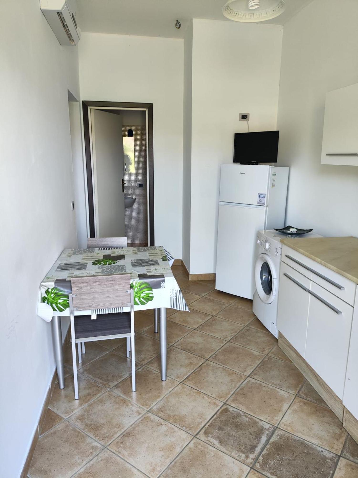 B & B Residence L'Ancora วิลลาเปียนา ภายนอก รูปภาพ